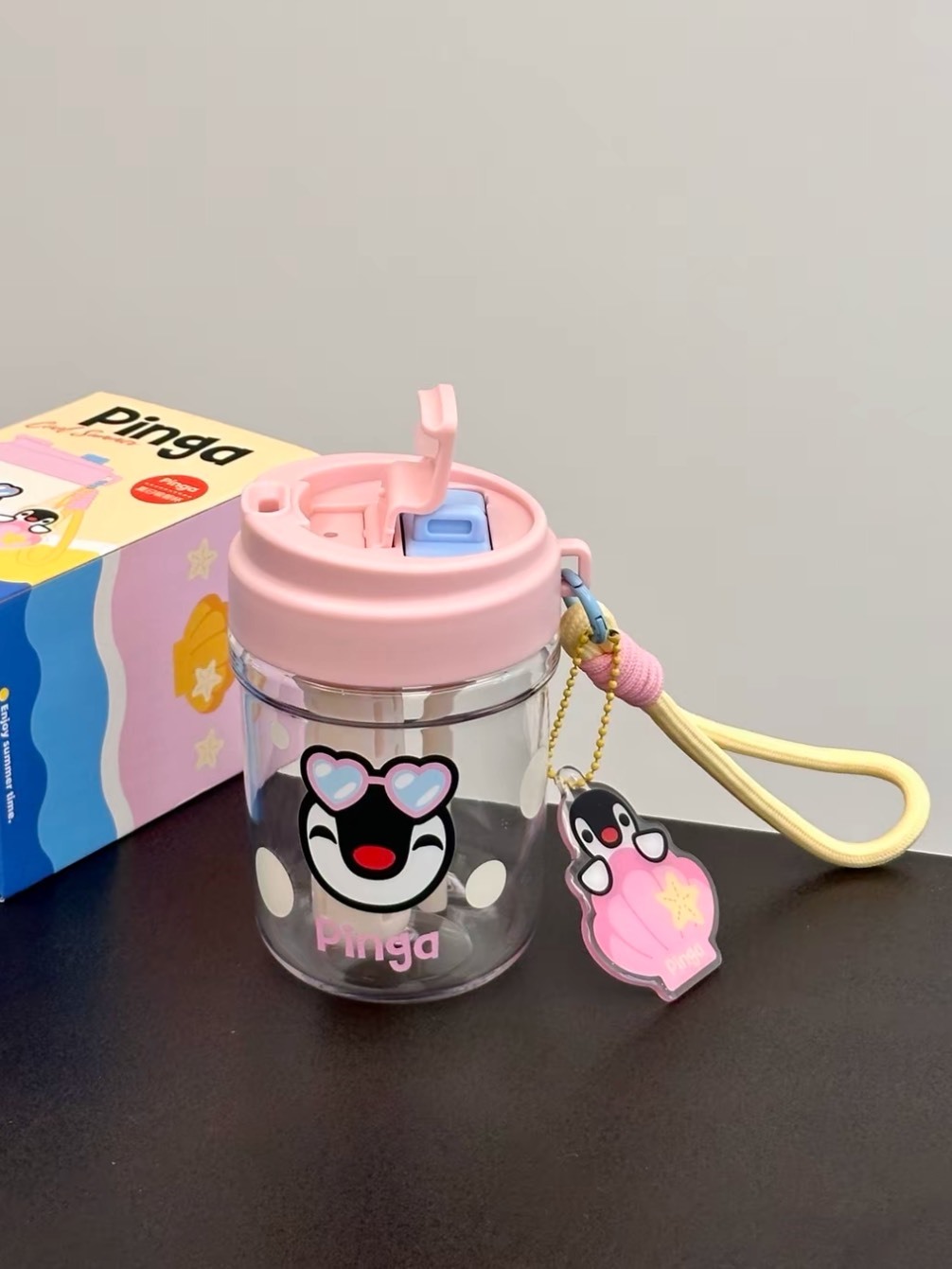 正版授權 PINGU 夏日透明吸管杯 580ML