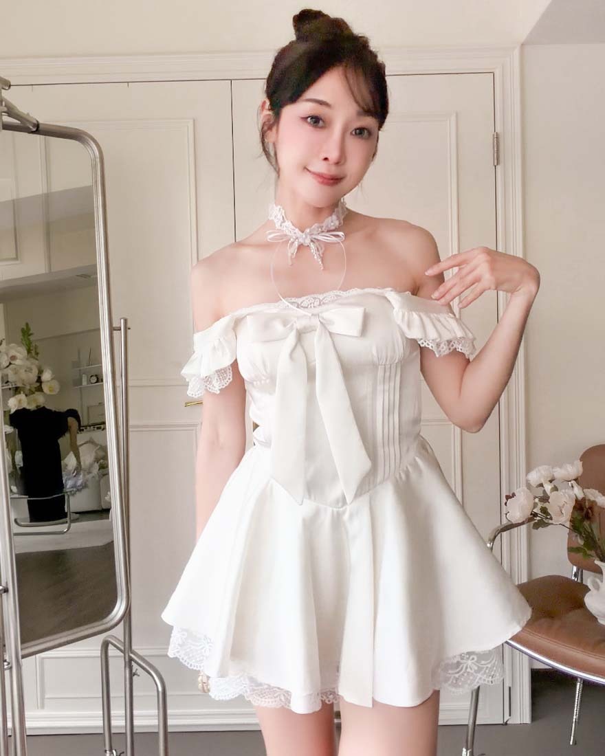 LINA LINA心動甜光蝴蝶結蕾絲光澤馬甲洋裝-珍珠白