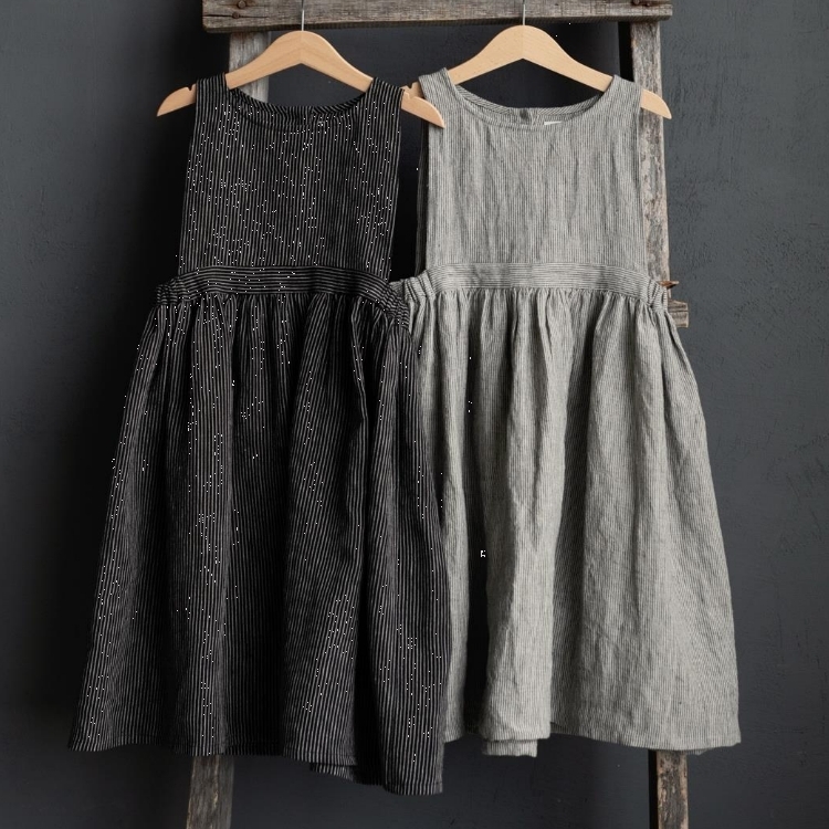 (預購)ALL THE BEAUTIFUL LINEN 後背排釦腰側鬆緊無袖洋裝 CLARA PINAFORE (NEW)