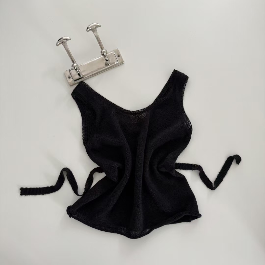 LG2618 A Korean Sleeveless VT