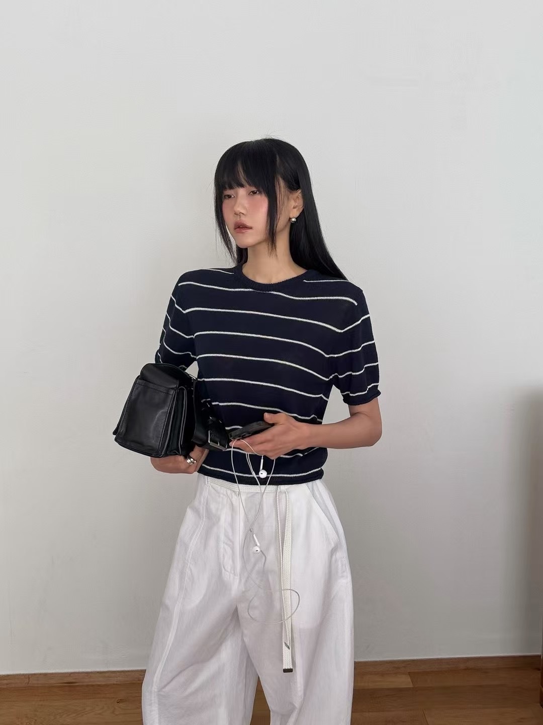 LG2621 Mini Knit