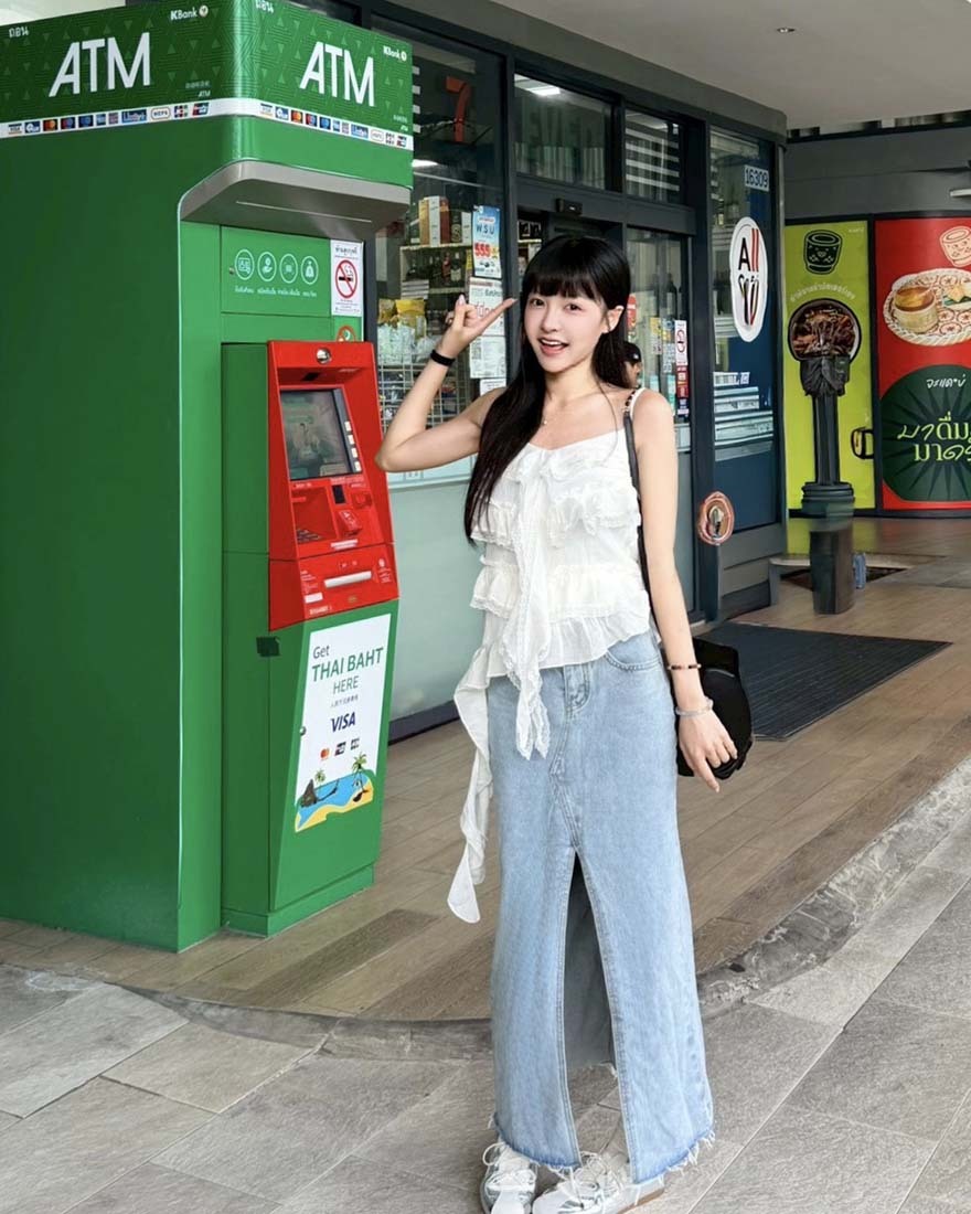 LINA LINA韓妞氣場蕾絲荷葉滾邊飄帶上衣-純潔白