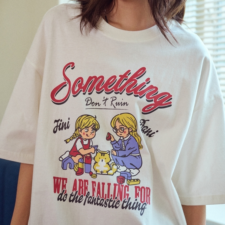 韓國 CPGN STUDIO 復古洗舊塗鴉短Tee Something 奶油