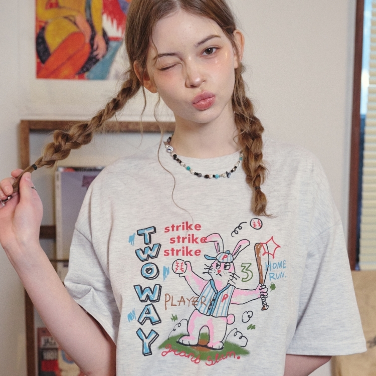 韓國 CPGN STUDIO 復古洗舊塗鴉短Tee 棒球兔兔 白