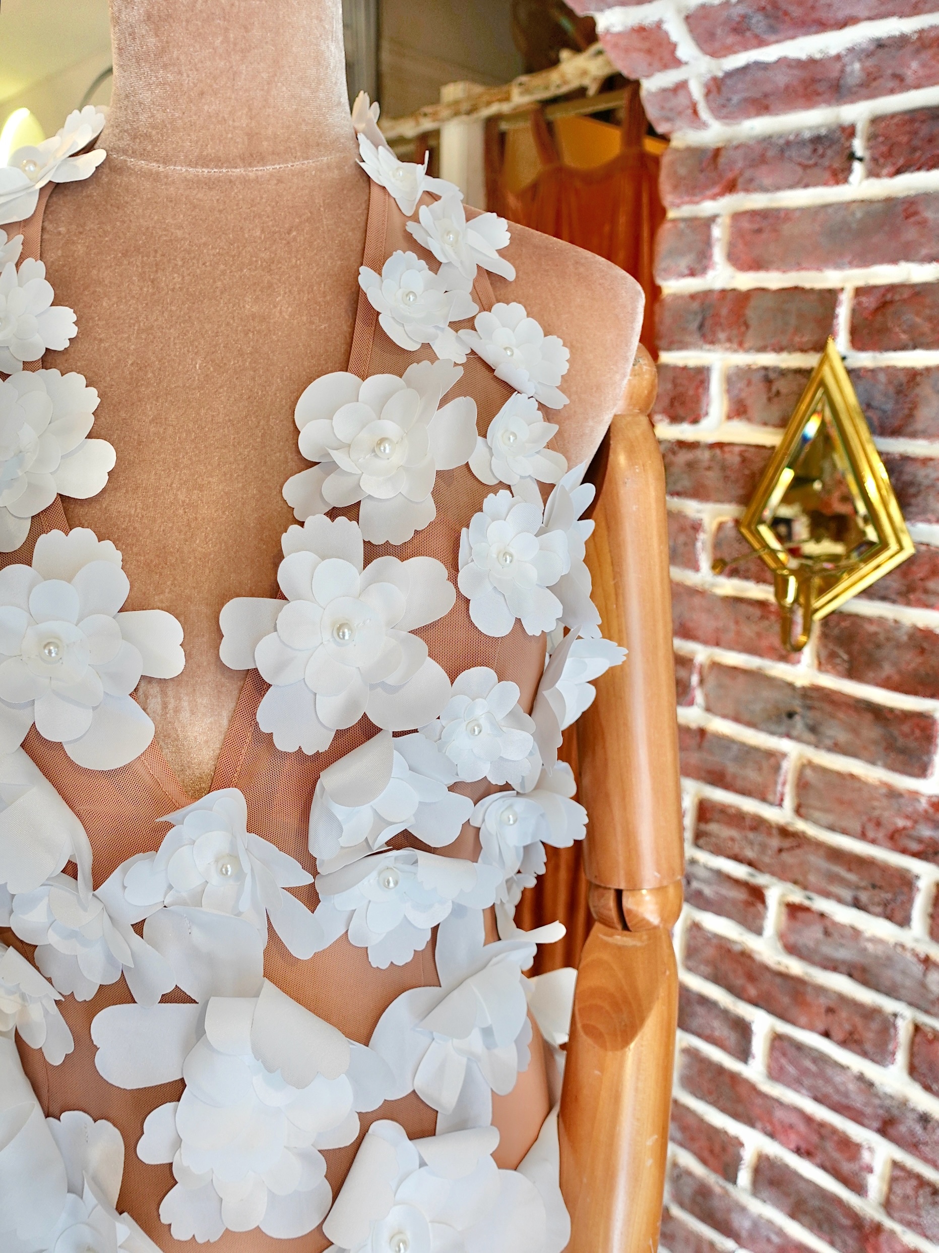 Nude Floral裸紗白色立體花朵Mini Dress