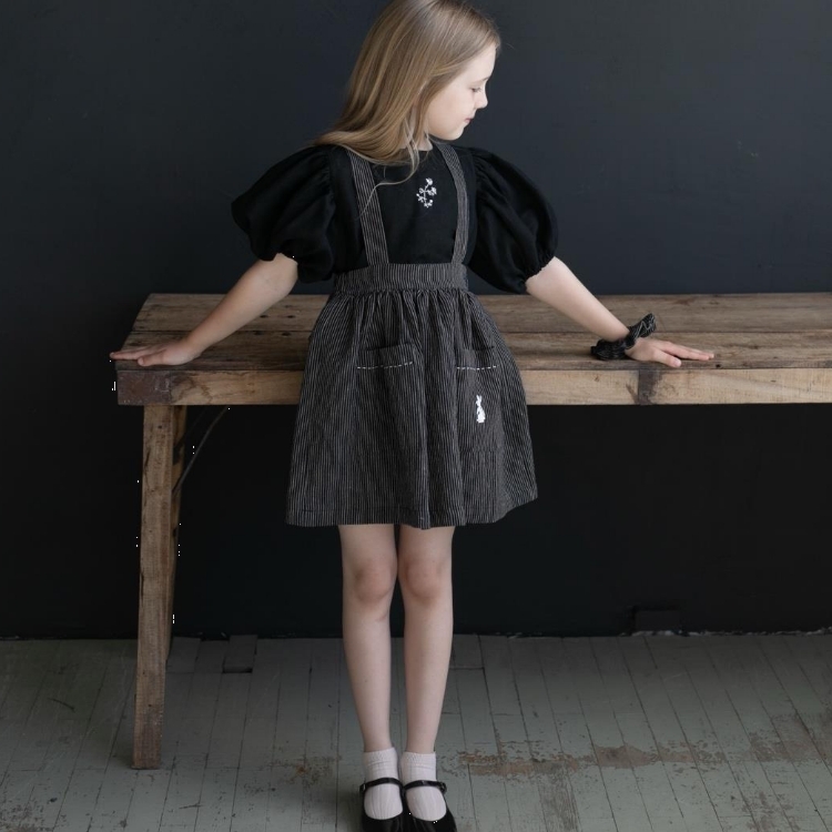 (預購)ALL THE BEAUTIFUL LINEN 口袋虛線吊帶短裙 EXCLUSIVE SUSPENDER PINAFORE (NEW)