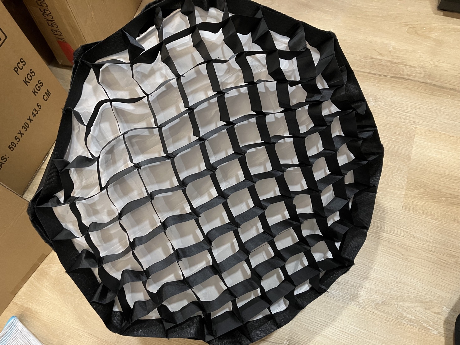二手出清 愛圖仕 Aputure Light dome mini SE 附格柵 柔光罩 保榮卡口
