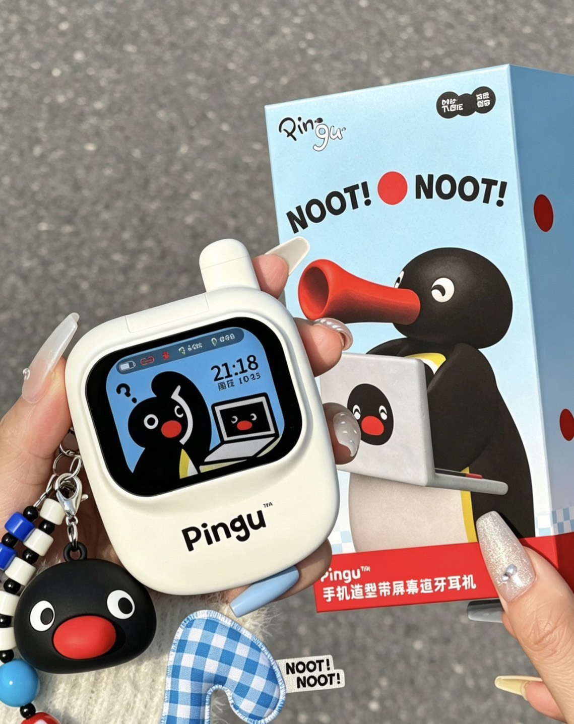 <正版授權>PINGU 企鵝家族 手機造型 智能螢幕 藍芽耳機 翻蓋