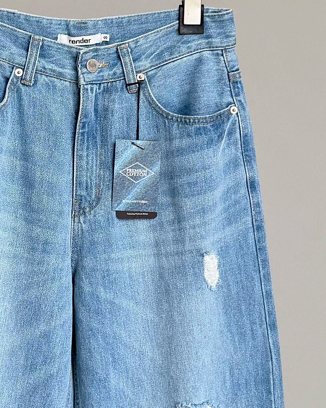 RD2635 Semi-wide Torn Jeans