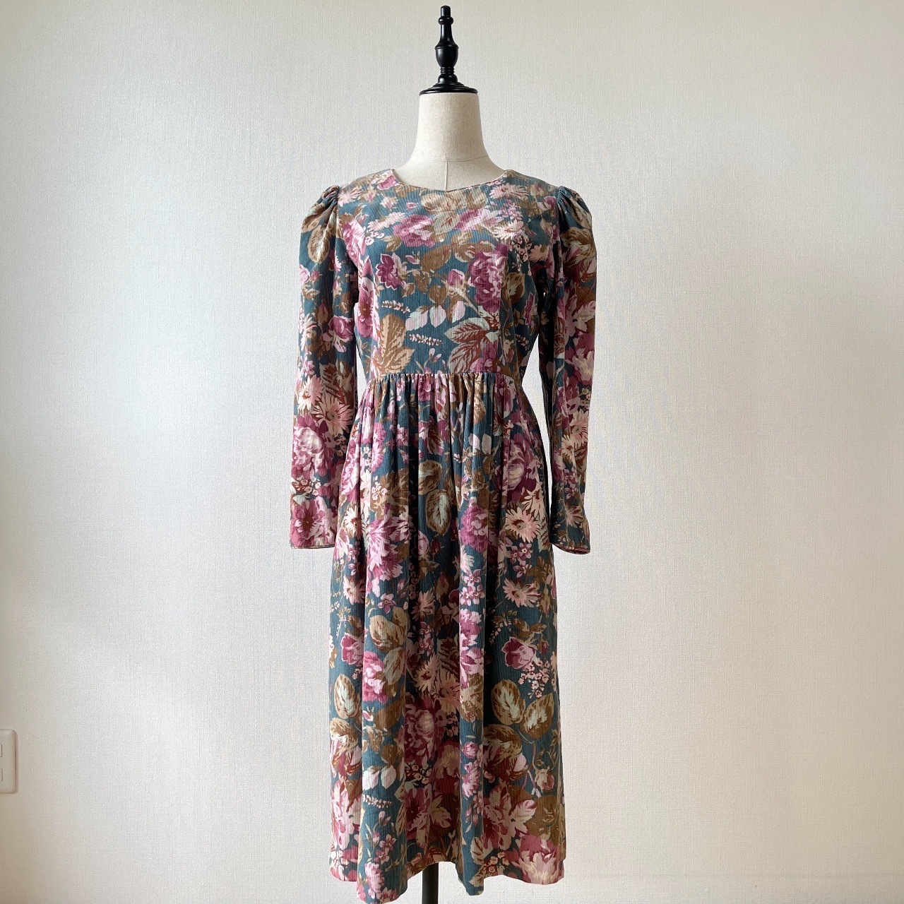 Laura Ashley日本製湖水綠色燈芯絨連身裙