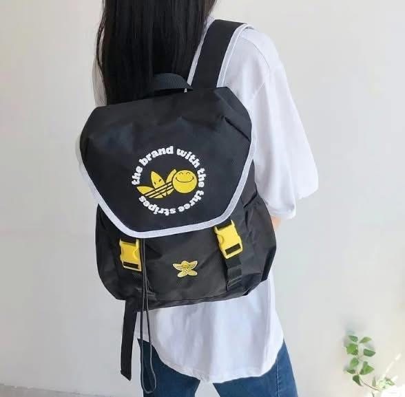 Adidas 小童背囊🎒