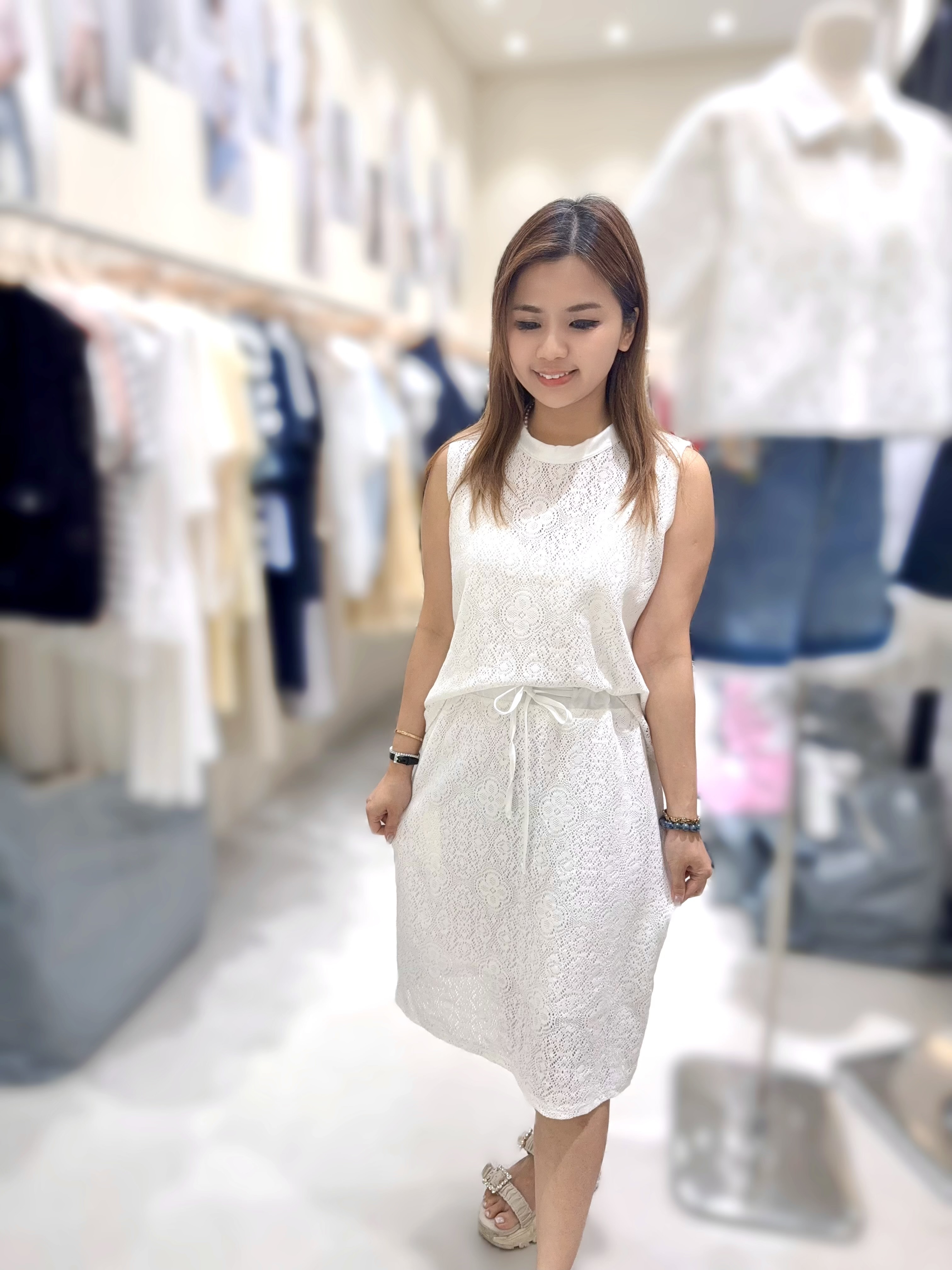 ME75 胸38  腰42  HIP58   長34   $599 (一口價)