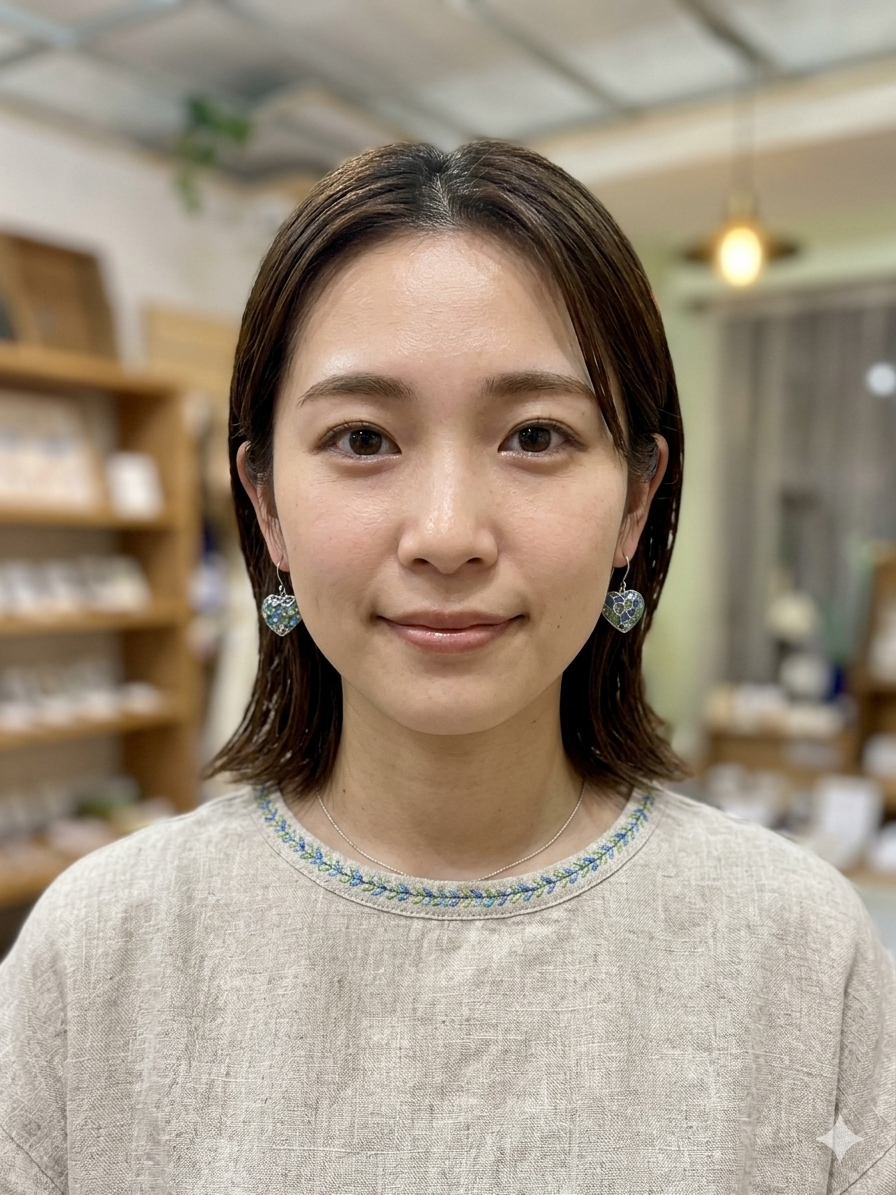 彩色玻璃心形耳環