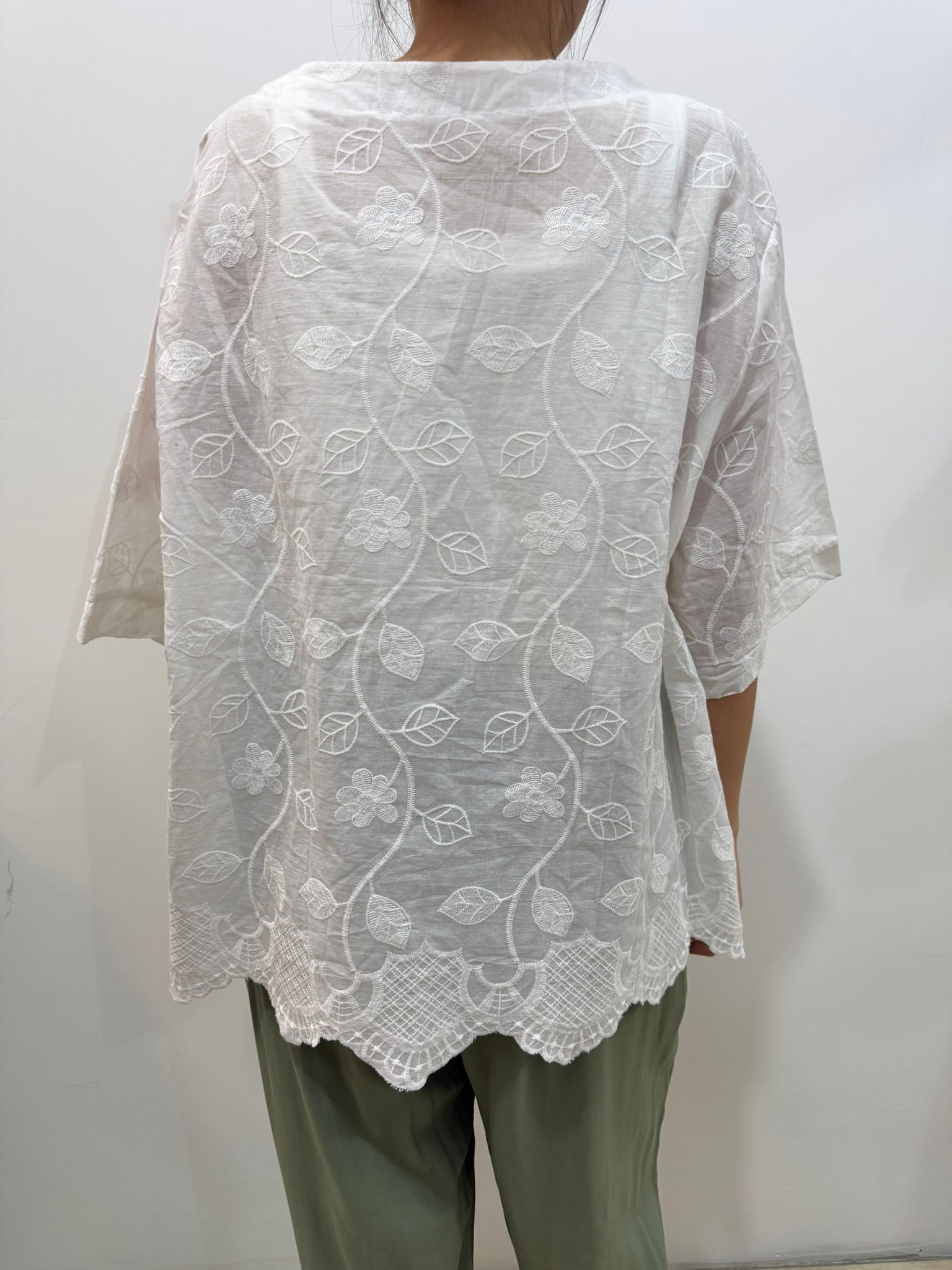 DS 刺繡花 top