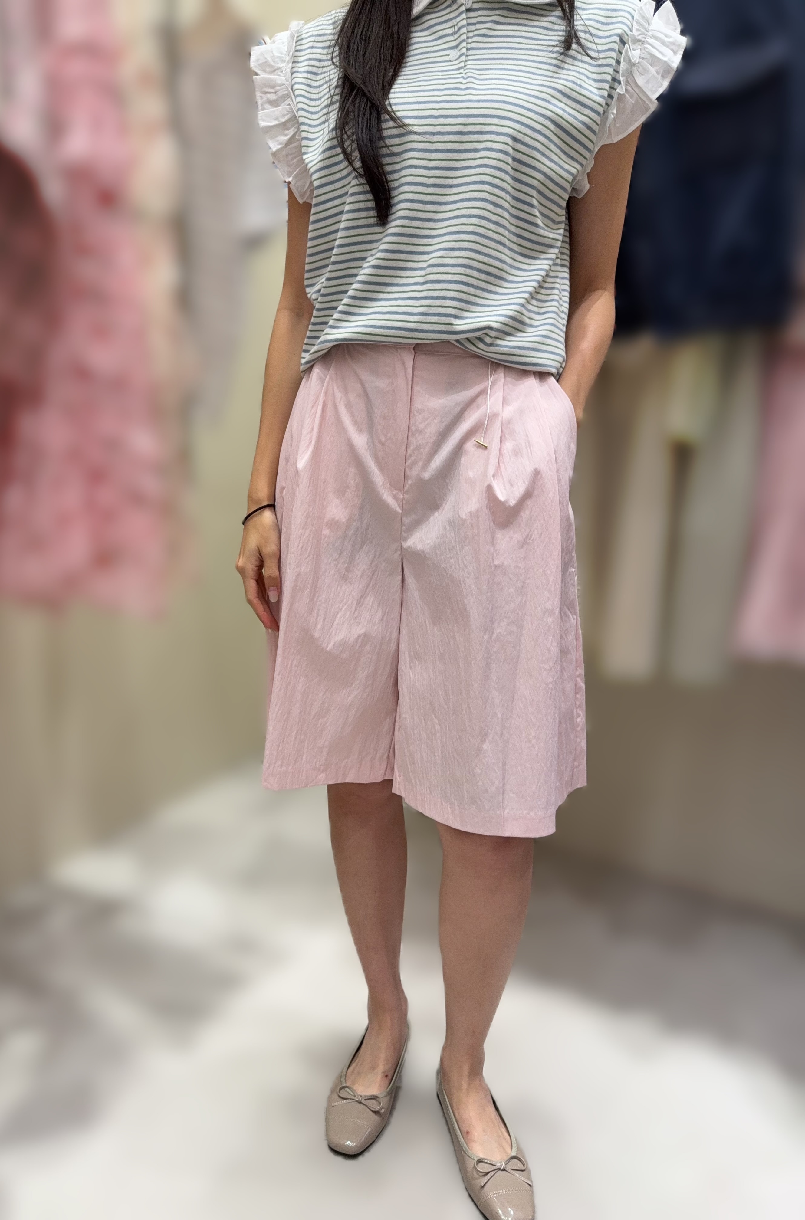 ME122   只有粉長裙  腰25-31 HIP50 長23.5 $409 (一口價)