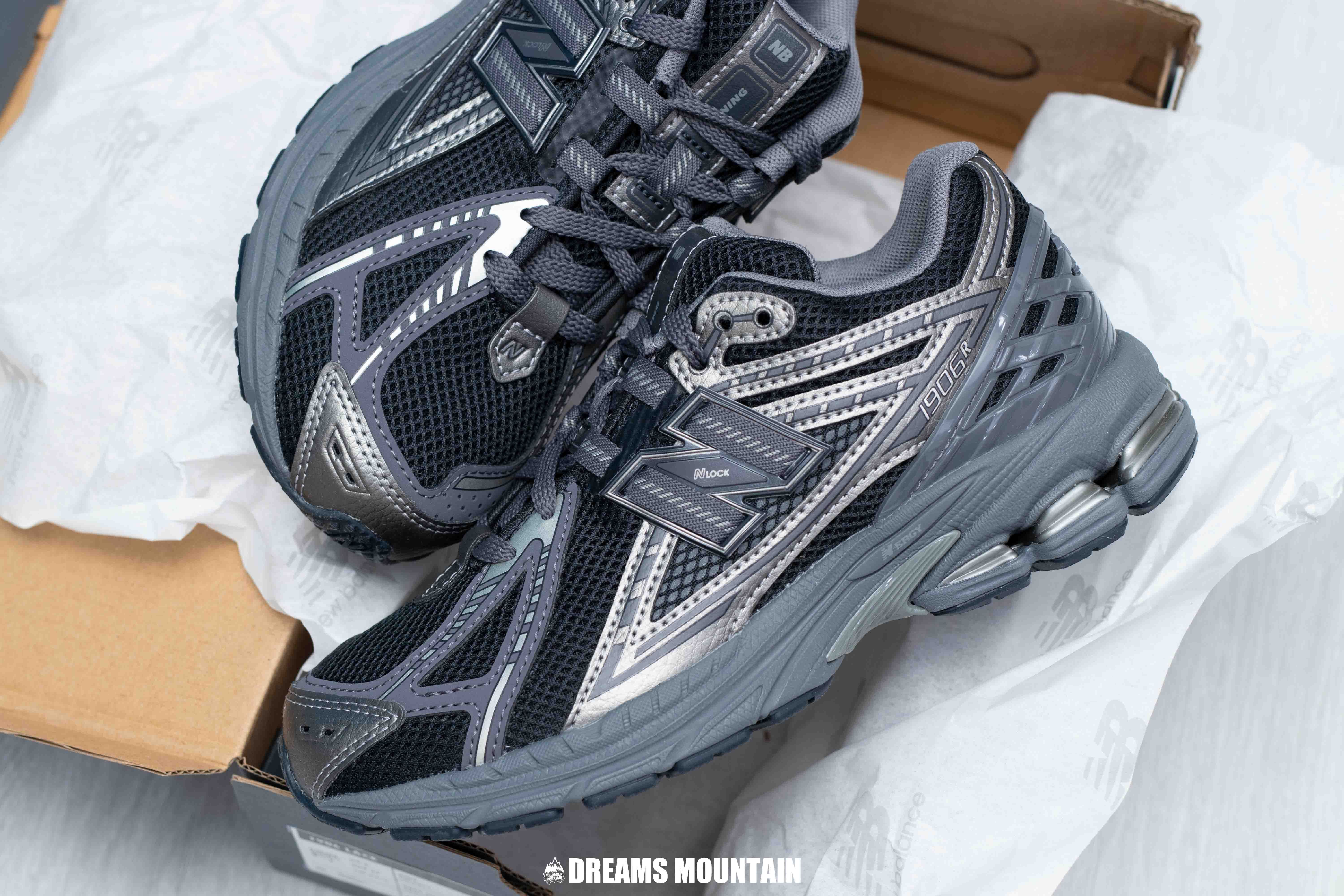 【預訂】NEW BALANCE 1906R 黑色-GS