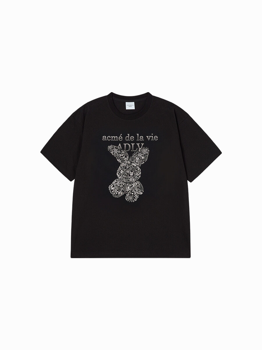 Q51 ADLV GARDEN FUZZY RABBIT SHORT SLEEVE T-SHIRT - BLACK｜25FW-TP-SS-AW-GFR-BLK