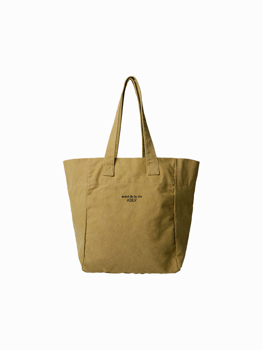 Q62 ADLV BASIC LOGO PIGMENT BIG SHOULDER BAG - CAMEL｜26SS-AC-BA-LG-BPB-CML