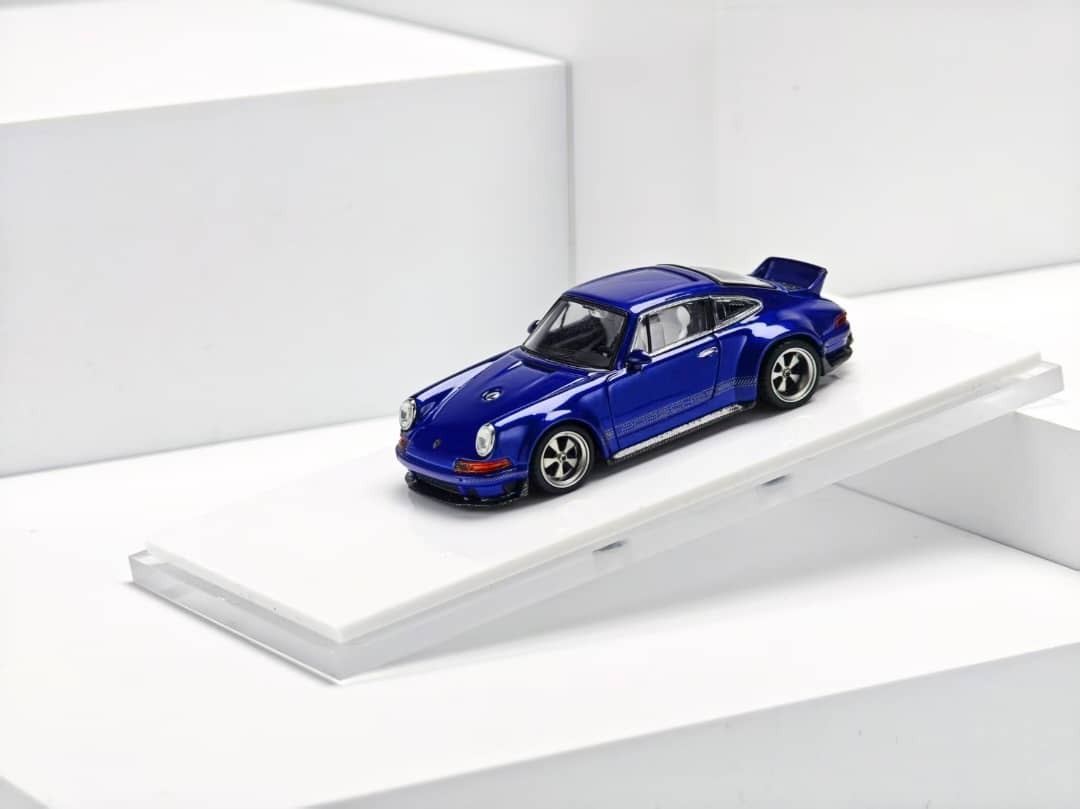 PO-$160 * ZINCIT MODEL * 1:64 SINGER 911 964 DLS ROYAL BLUE