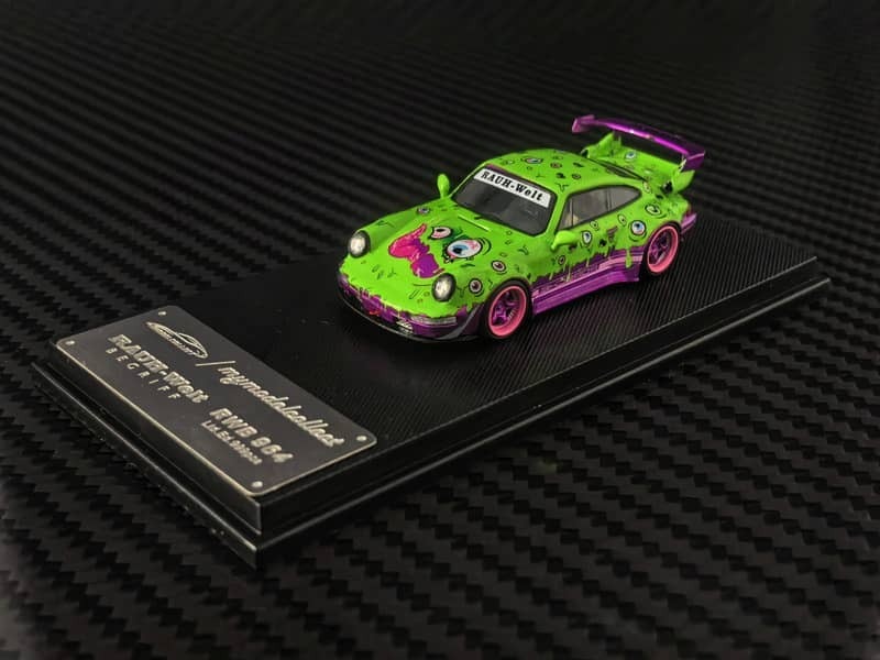 PO-$160 * MODEL COLLECT * 1:64 RWB964 GREEN LIVERY