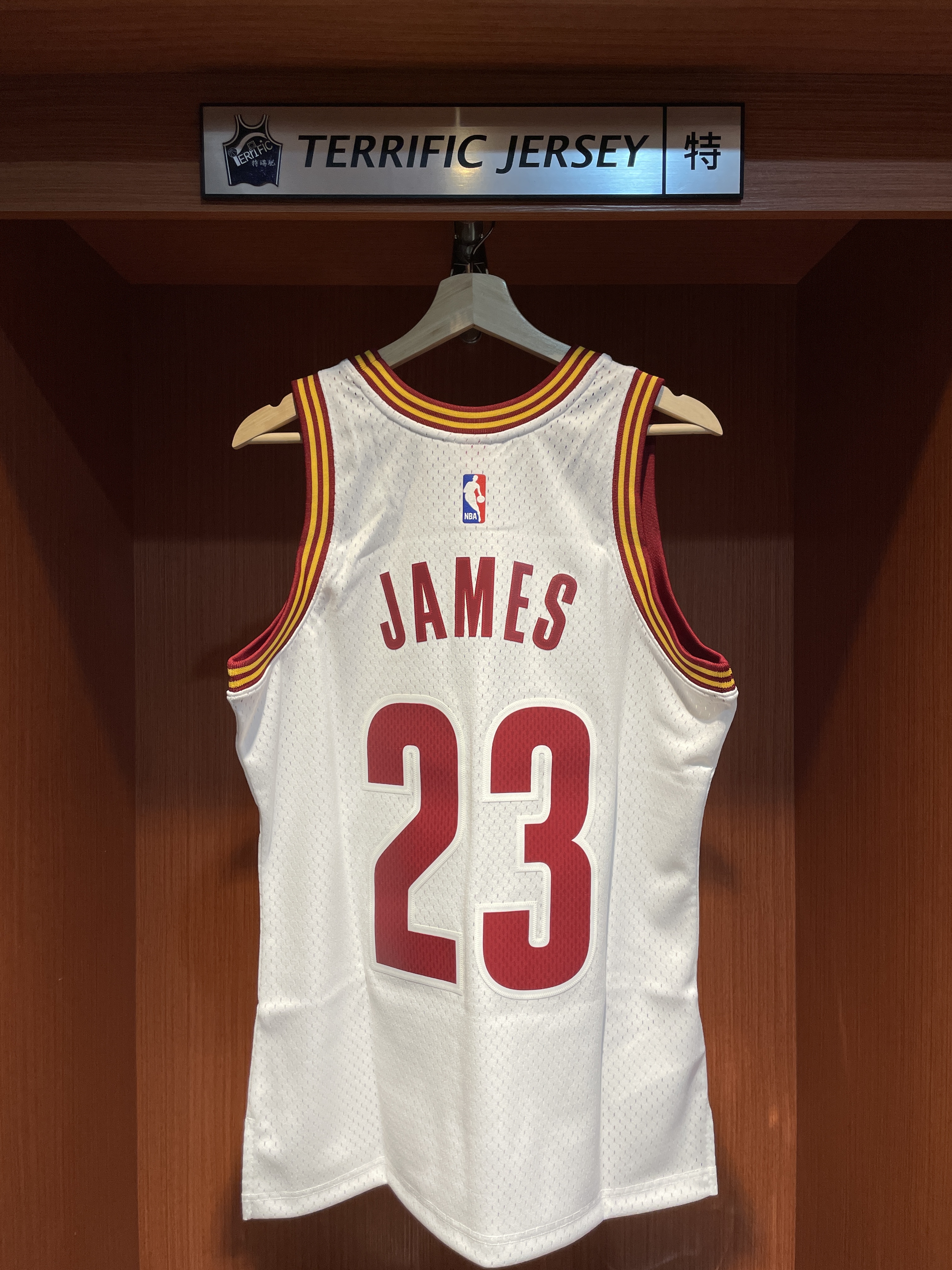 NBA球衣 Lebron James 克里夫蘭騎士白 15-16 M&N Swingman G2 球迷版 熱轉印 全新