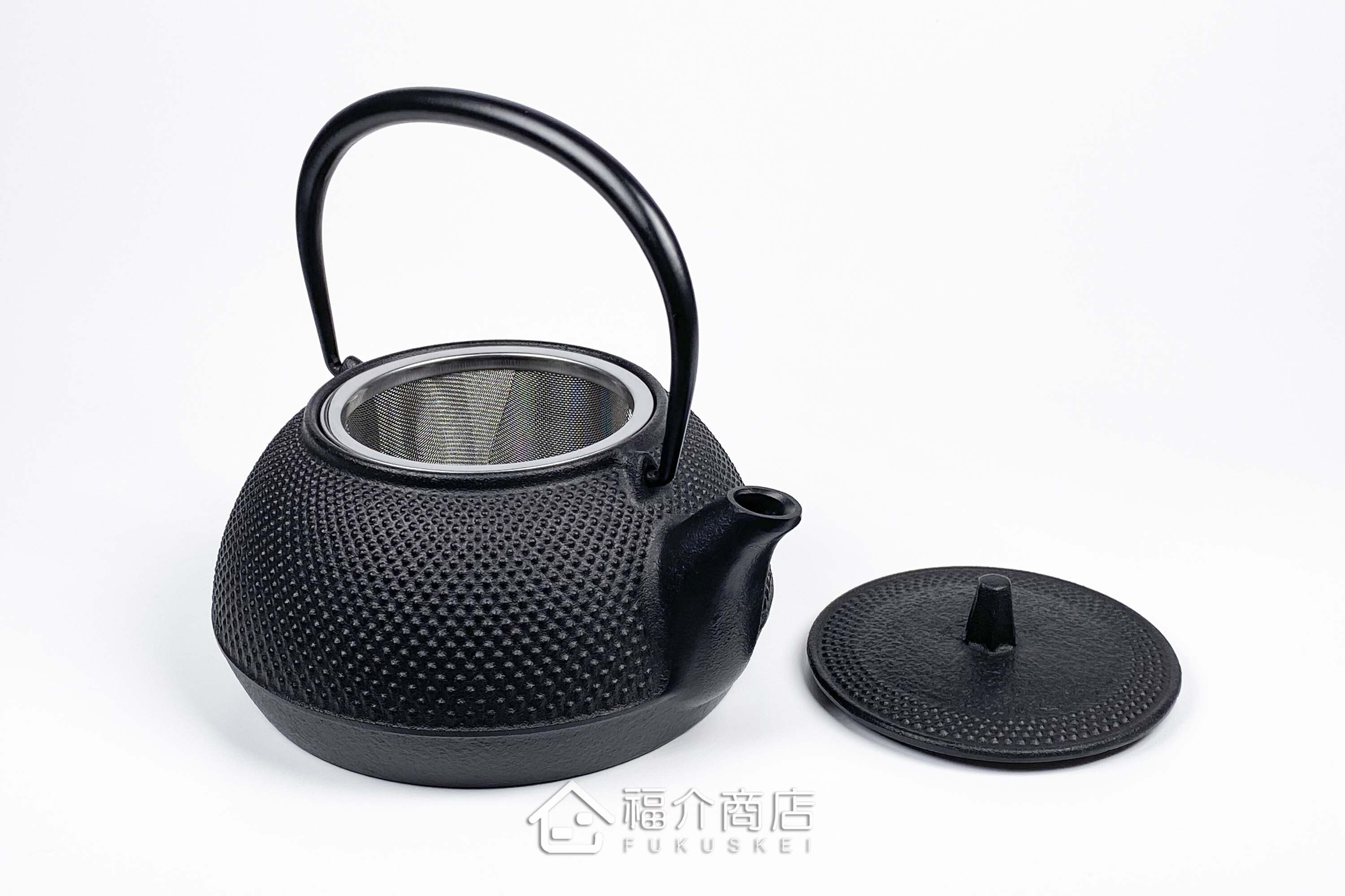 泡茶用的黑色鐵壺