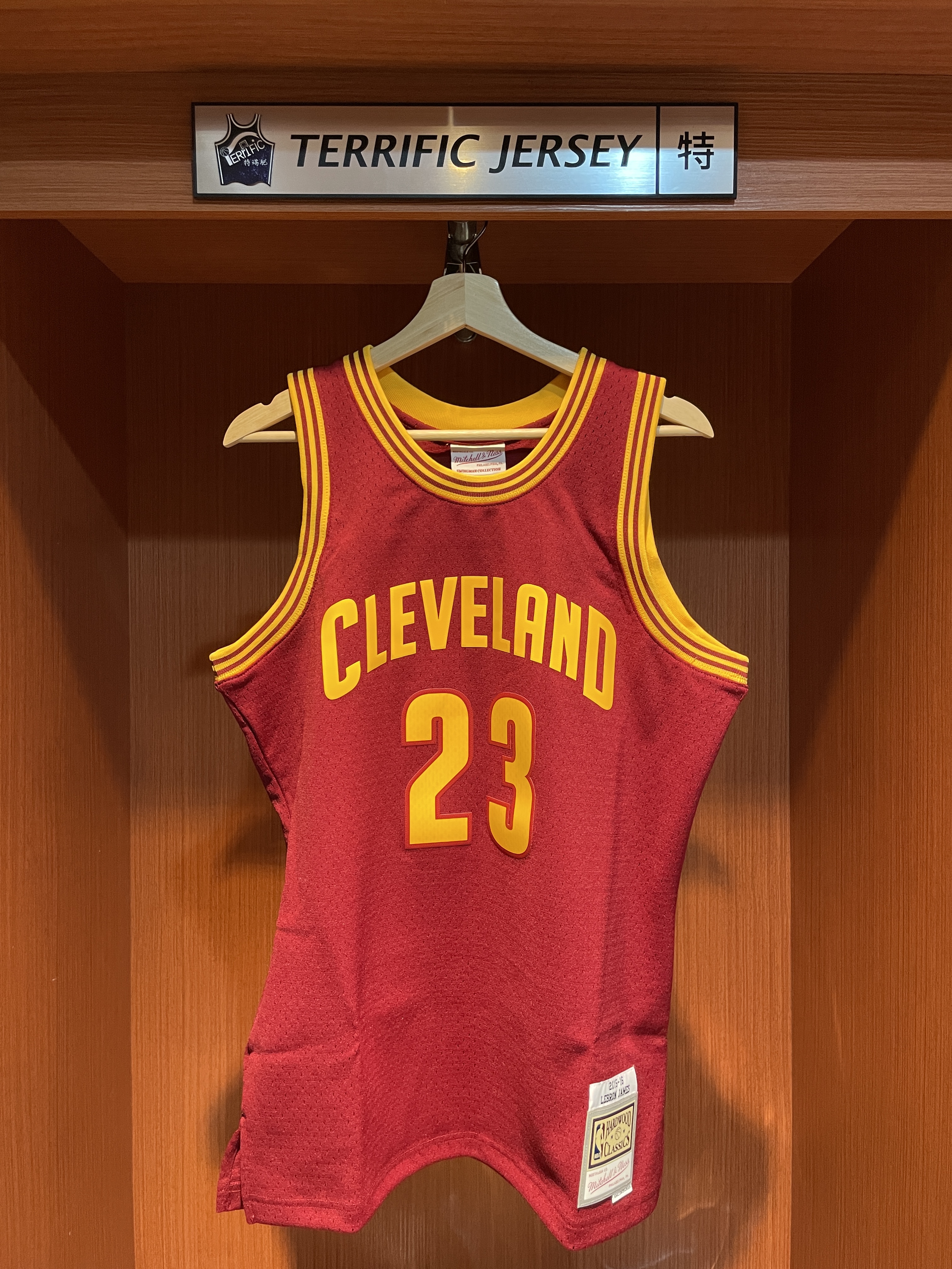 NBA球衣 Lebron James 克里夫蘭騎士酒紅 15-16 M&N Swingman G2 球迷版 熱轉印 全新
