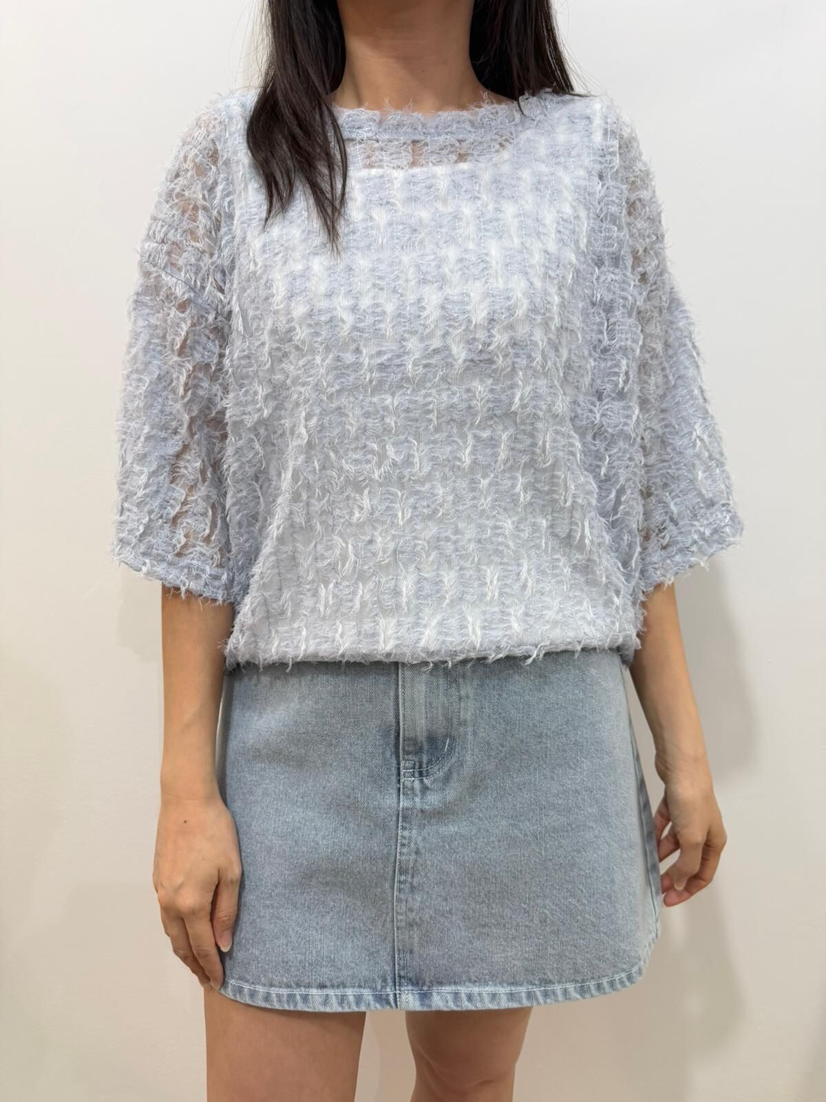 CN 羽毛薄紗套頭衫和背心套裝 SET