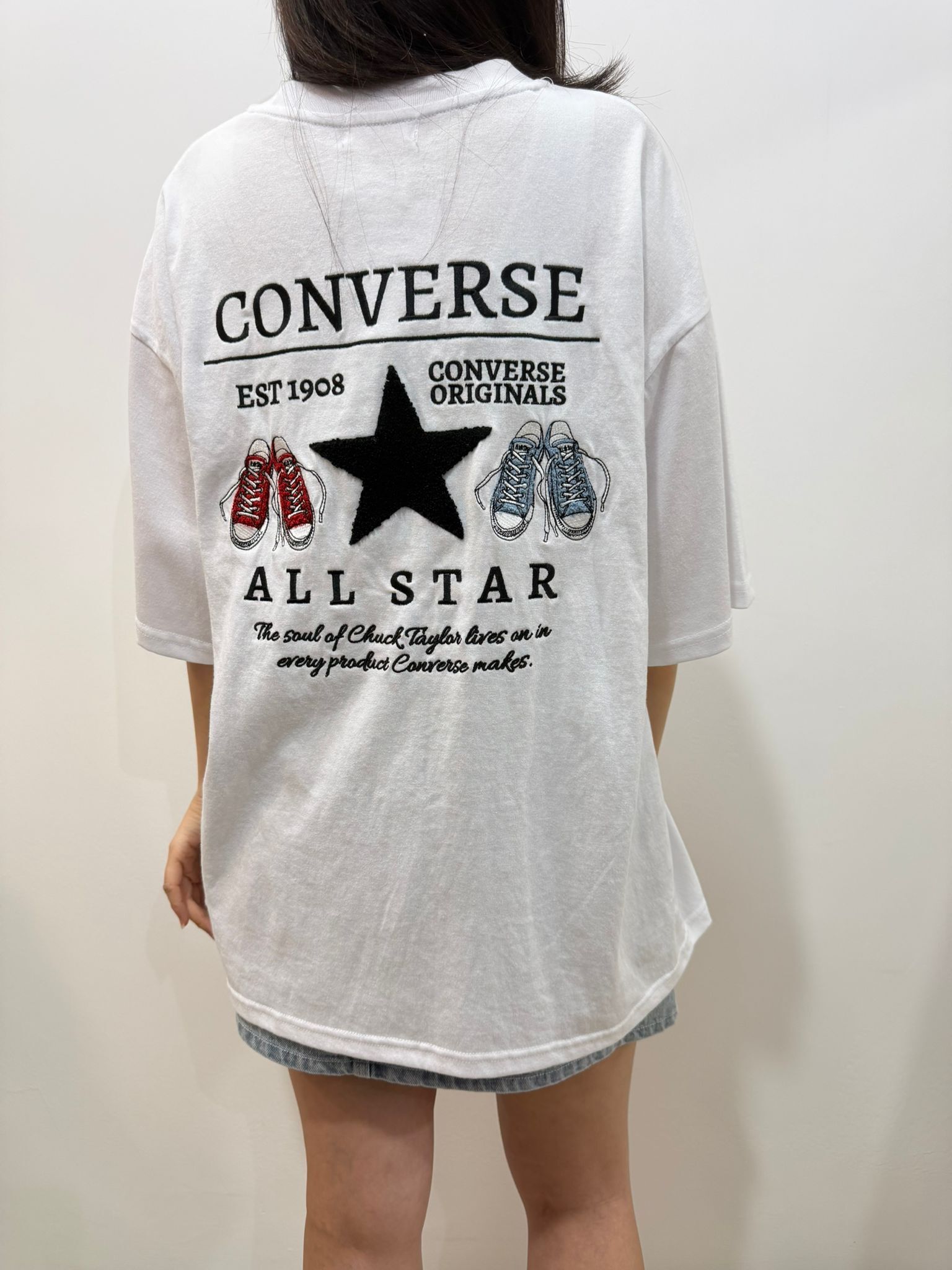 Con 背毛logo top