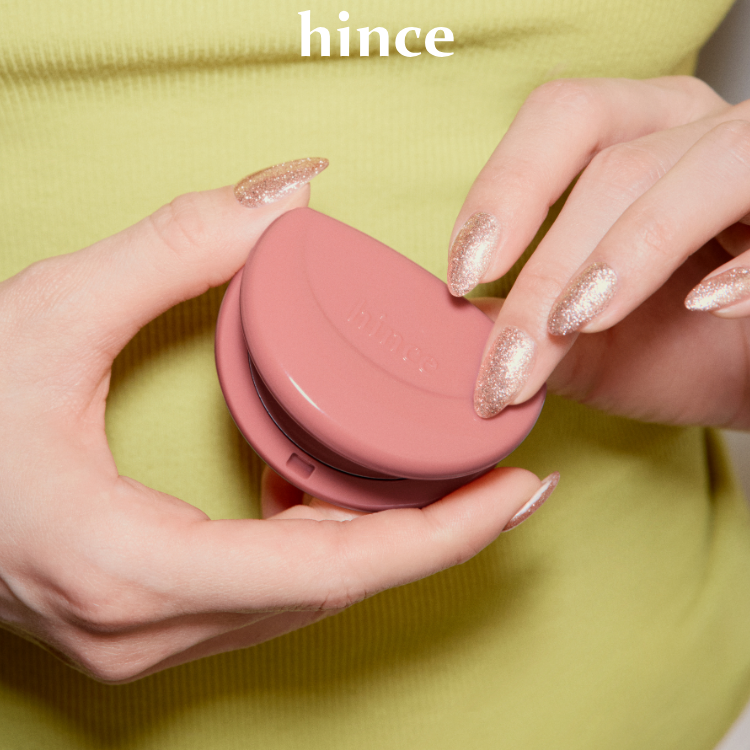 hince - Half Moon Cheek