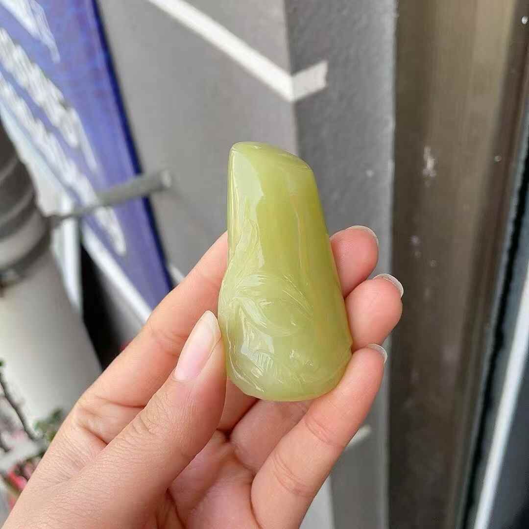 65713 和田玉竹節掛件
