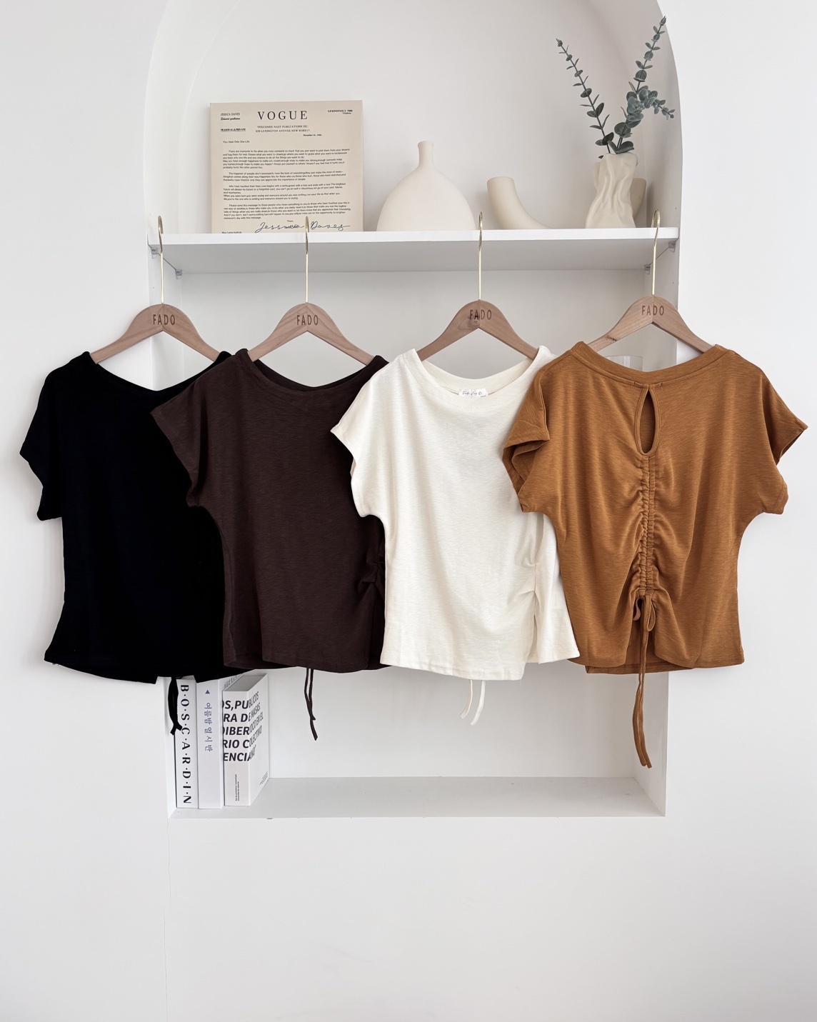 法朵Fado shop｜ 心機美背✨後鏤空綁帶抽繩修身上衣 0215173 四色