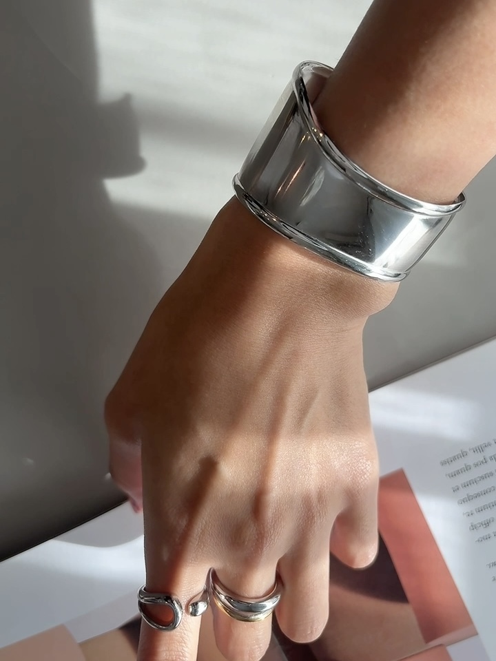 middle bangle