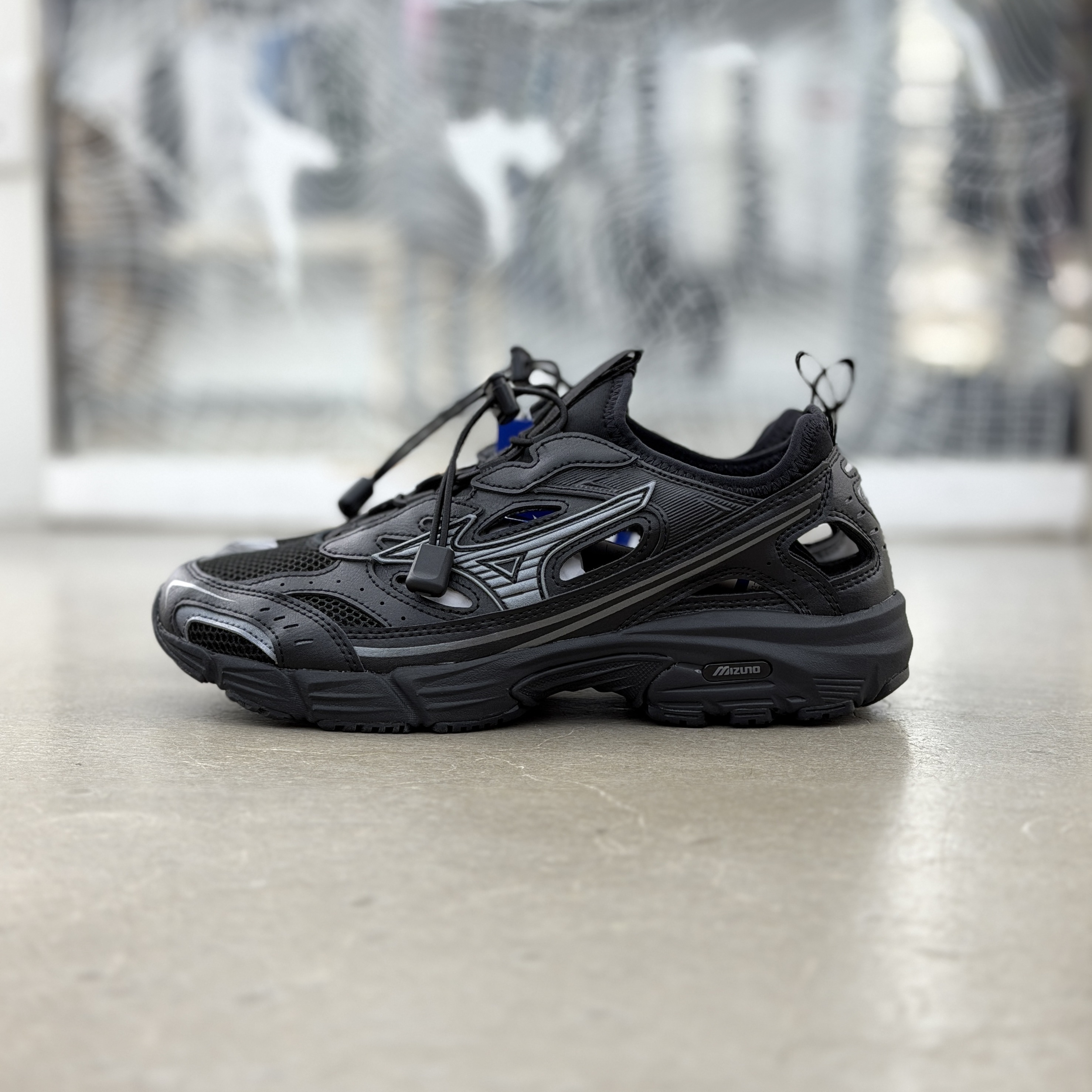 Mizuno MXR Sandal Black | D1GA262A02