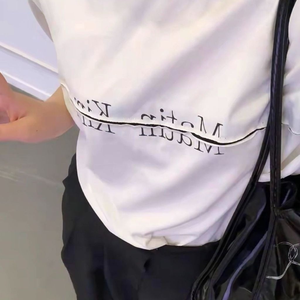 【現貨】MATIN KIM CUTTED LOGO CROP TOP 2色 S11710