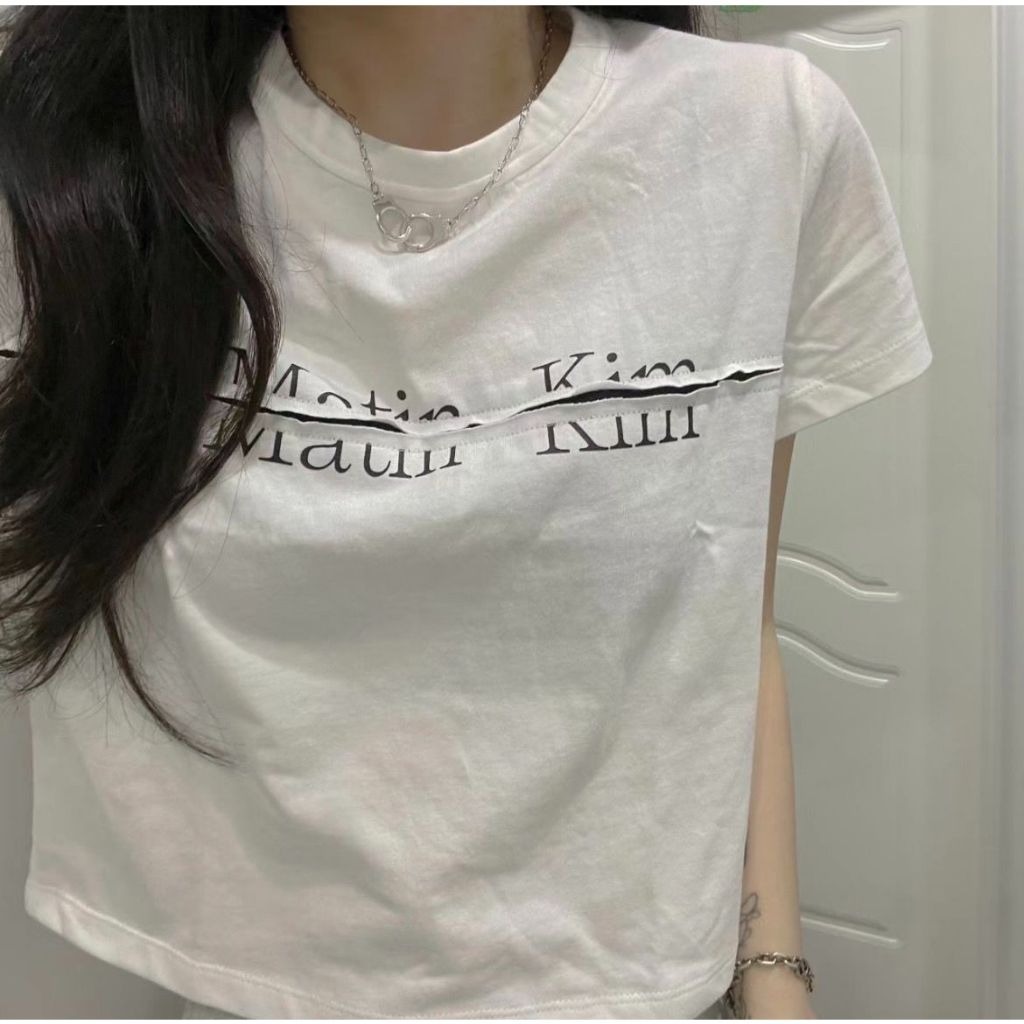 【現貨】MATIN KIM CUTTED LOGO CROP TOP 2色 S11710