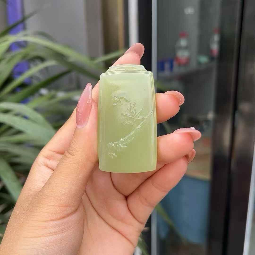 65720 和田玉節節高升竹節