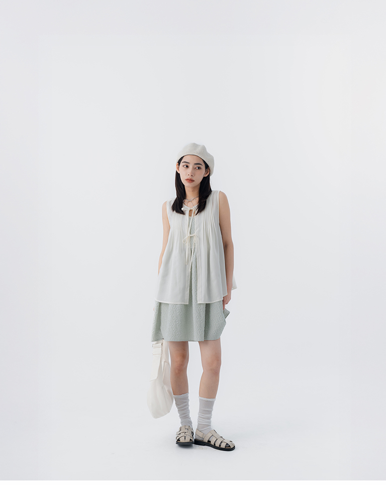 Pleated tie-up sleeveless cover-up vest, available in four colors【01099718】in stock+pre-order