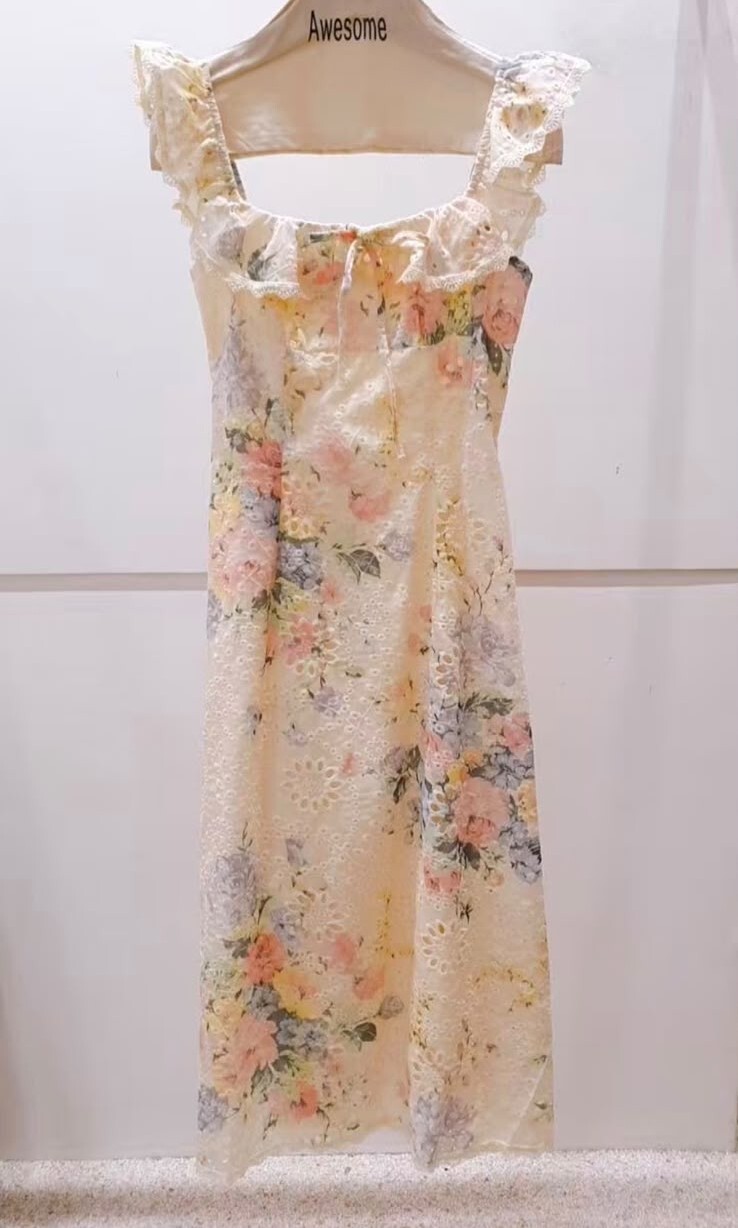 AW16 童童自留價    S 胸32 腰30 長46 HIP50   /       M 胸33 腰31 HIP51 長47 $899 (一口價)