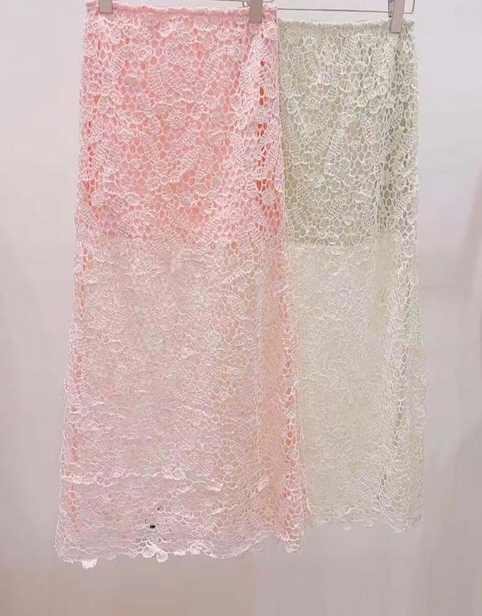 AW28  裙 S:腰24-32 HIP40 長40 M:腰26-34 HIP42 長41 $599 (一口價)