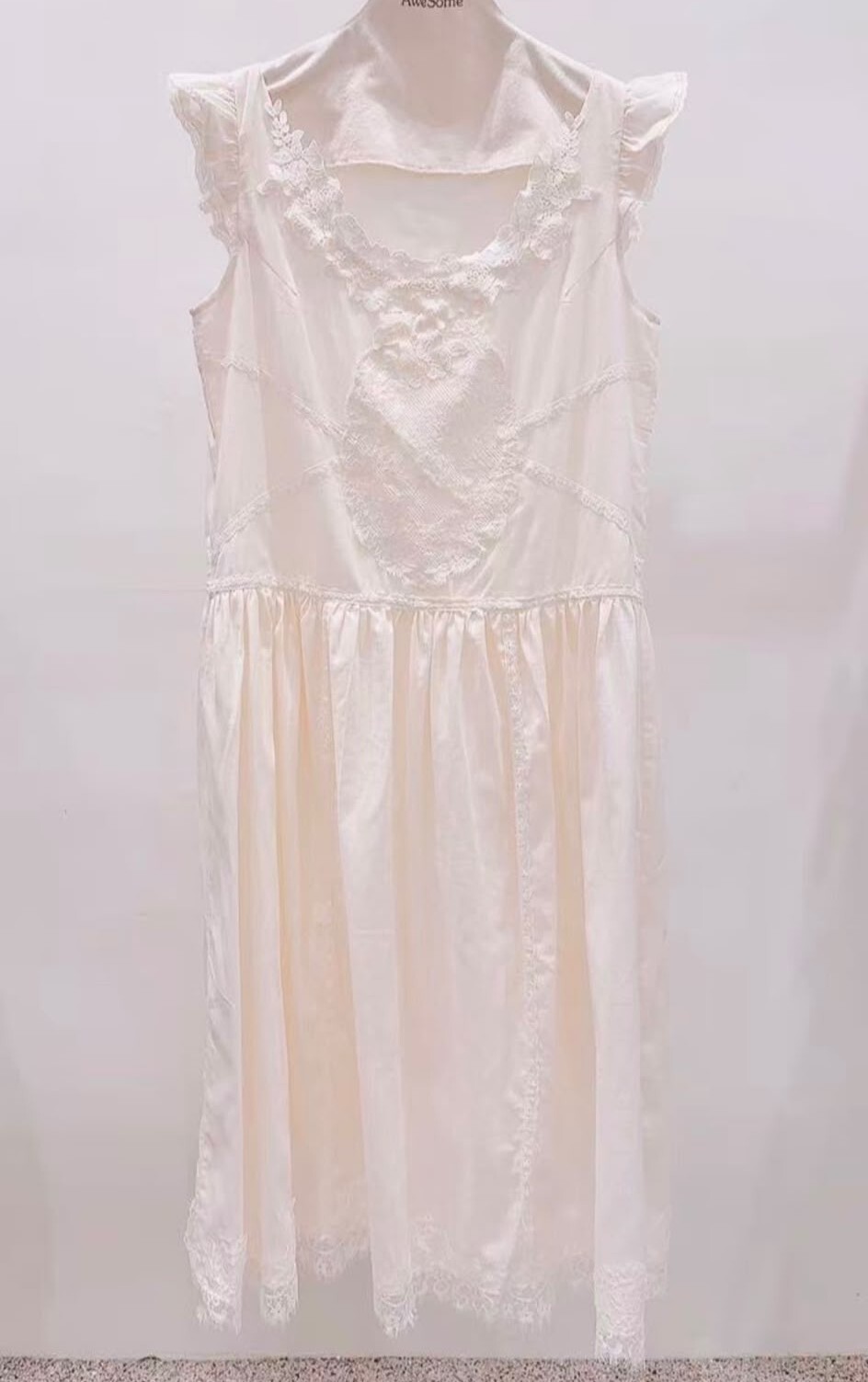 AW29 胸40 腰40 HIP56 長47 $699 (一口價)