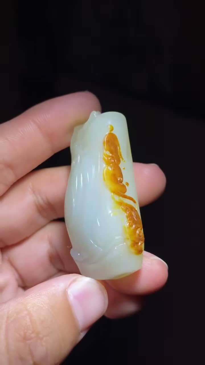 65710 和田玉竹節