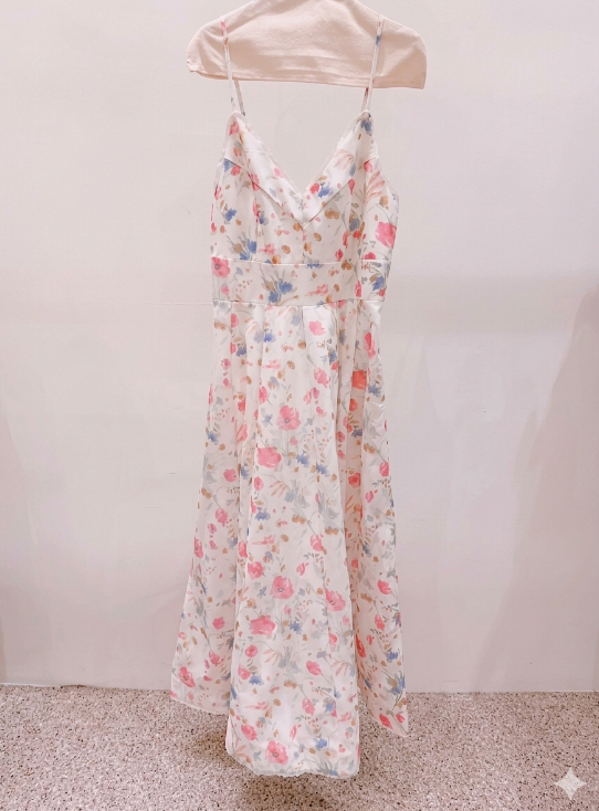 AW39 胸33-40 腰32 HIP49 長50 $799 (一口價)