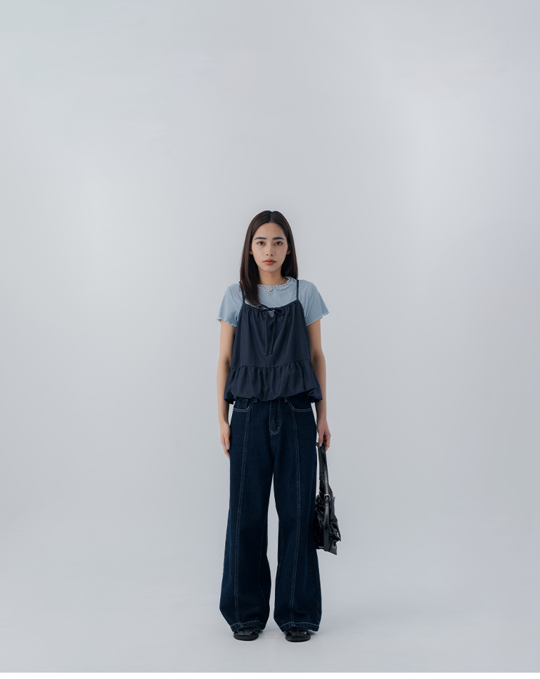 Front drawstring hem denim cover-up vest with tulip-shaped hem, available in two colors.【01099791】in stock+pre-order