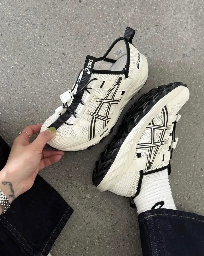 Asics Gel-Sonoma 復古 緩震 抽繩 機能 可踩後跟 米色