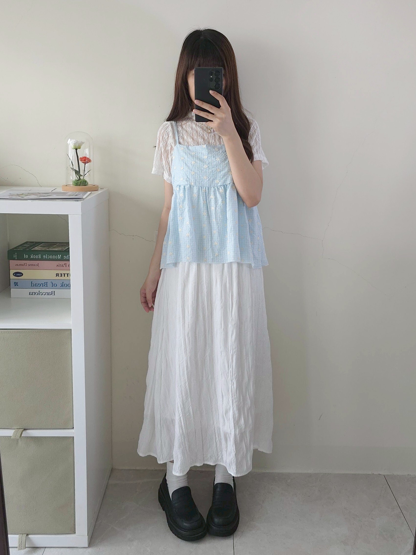💐溫柔蕾絲串花立領透膚短袖上衣 2𝐜𝐨𝐥𝐨𝐫. #AT37