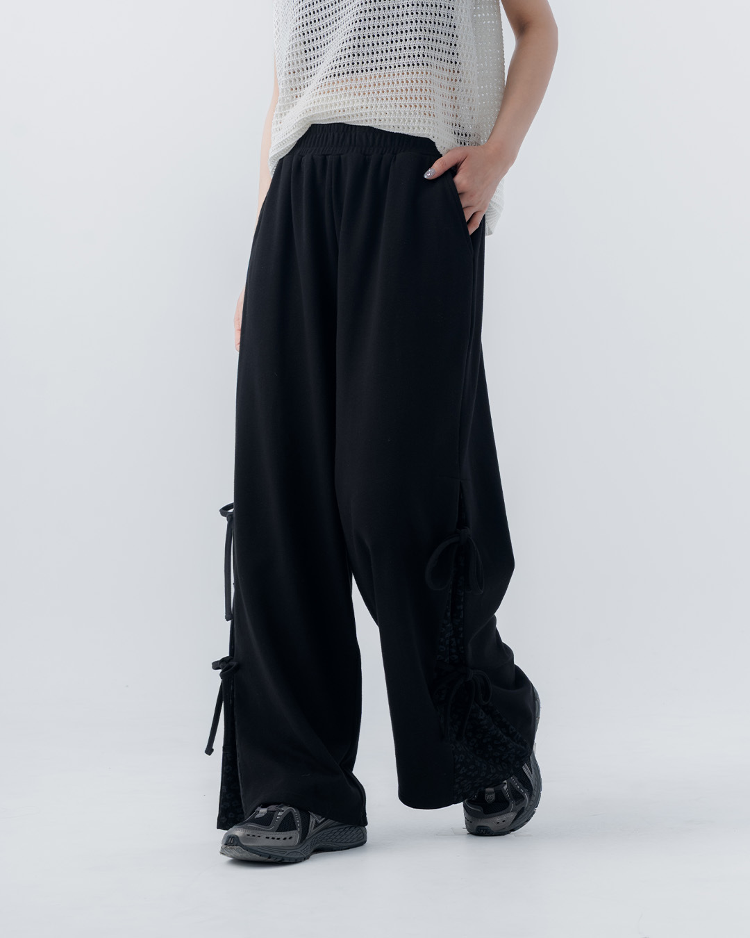 Side-cut, understated leopard print lace-up cotton pants【04020586】in stock+pre-order