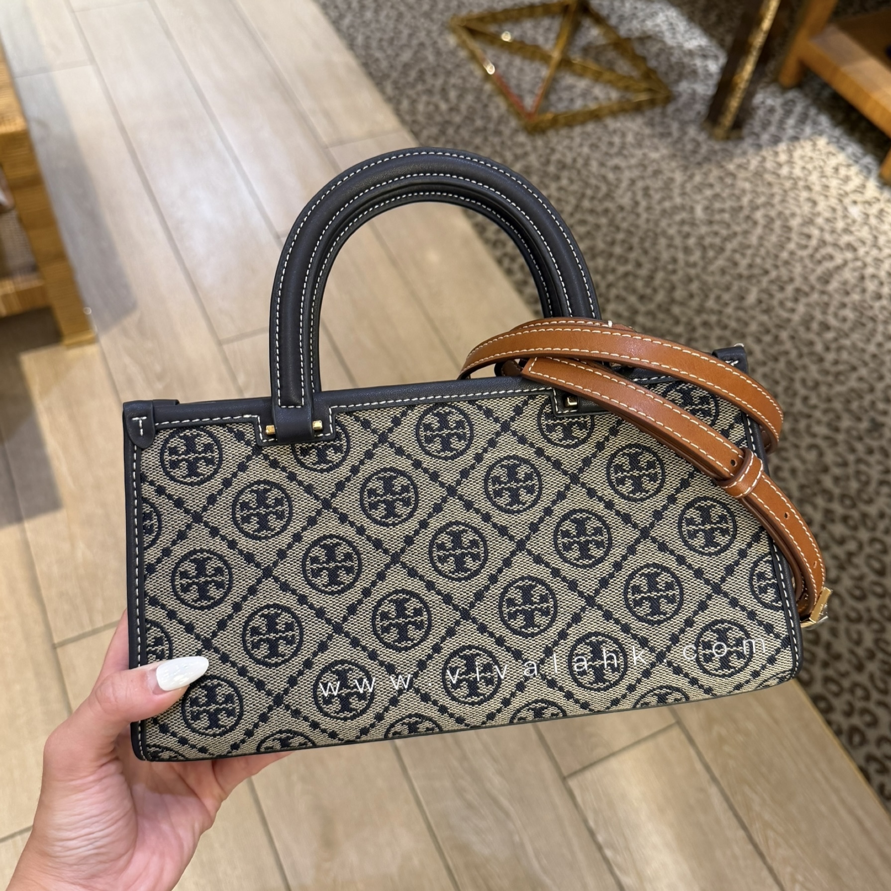 Tory Burch - T Monogram E/W Small Tote (170503)