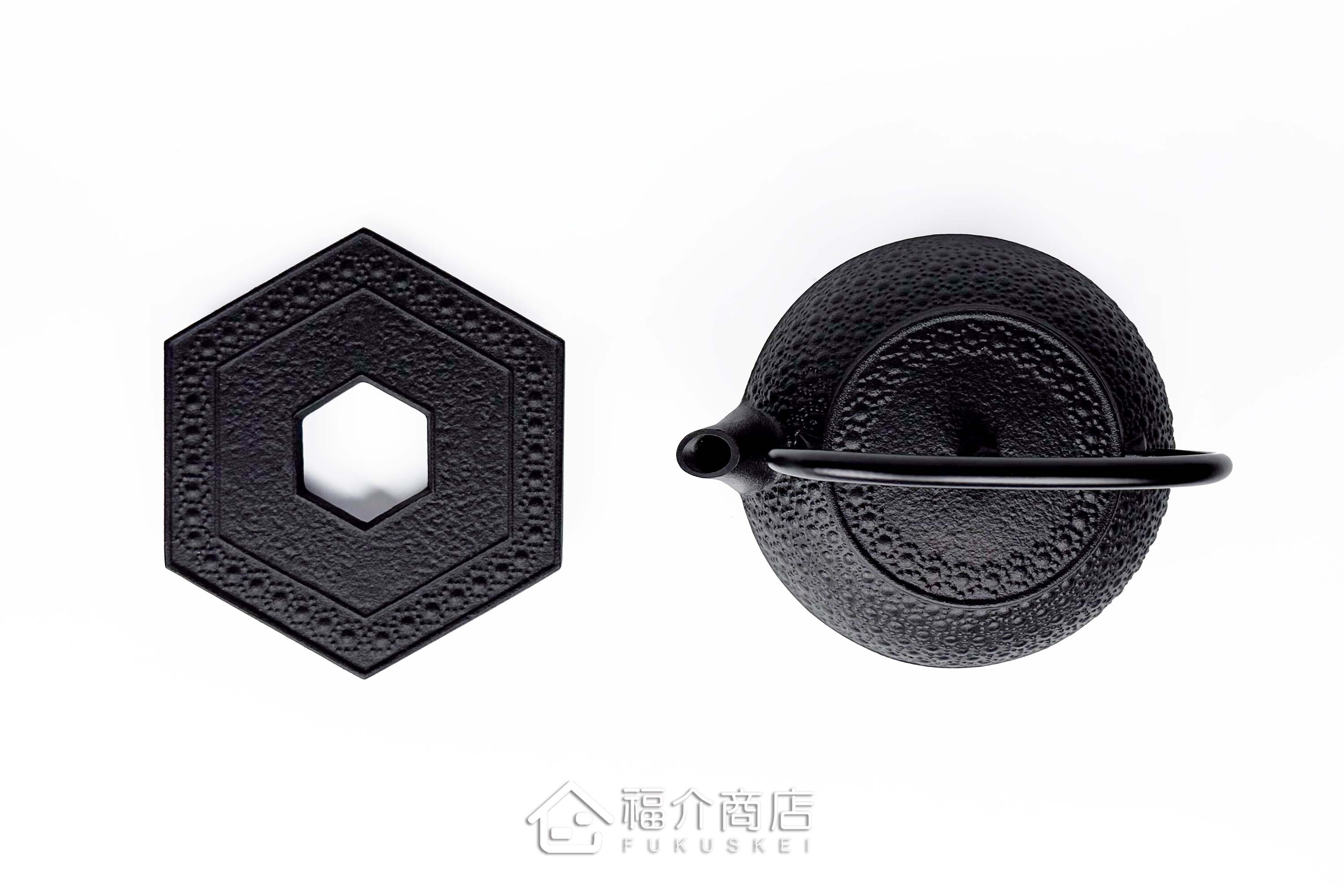 泡茶用的黑色鐵壺