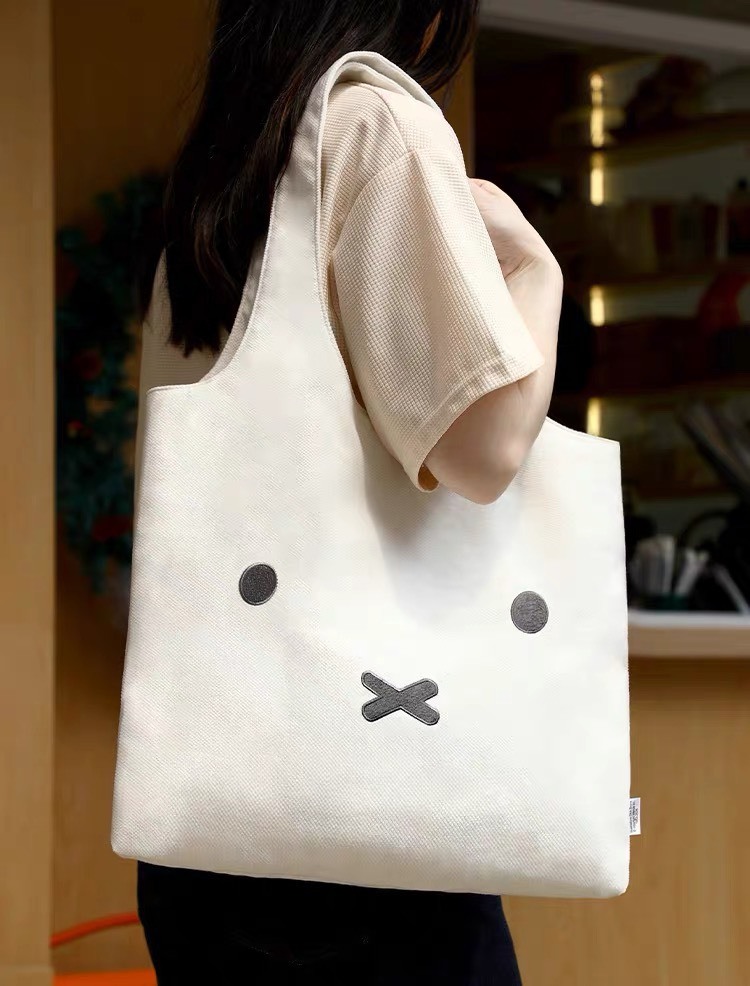 正版授權 MIFFY 刺繡 大臉米菲 帆布 白色 托特包